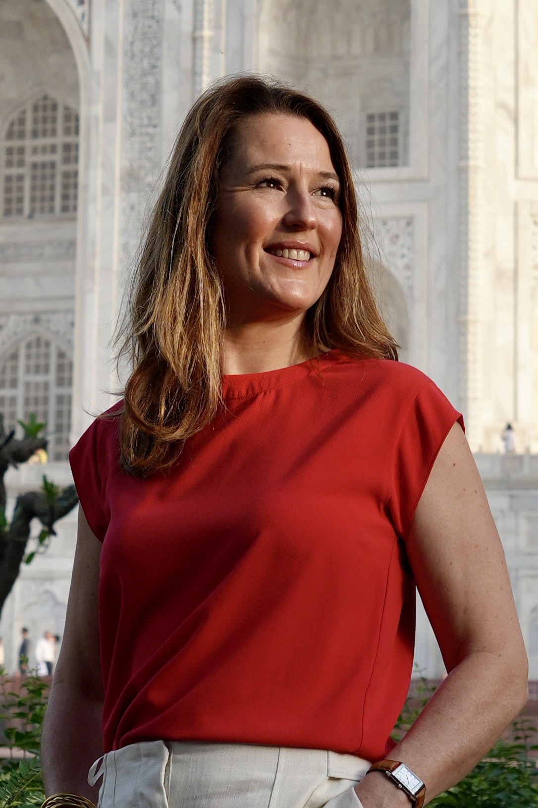 Portrait of Joanne Dee